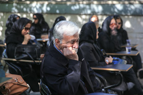 مراسم تشییع پیکر «حسین قندی» - استاد روزنامه‌نگاری